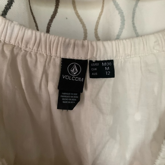 Volcom Crop Top NWOT - Picture 2 of 2